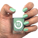 Vernis à ongles végan non-toxique vert menthe BZ Lady Palm Springs