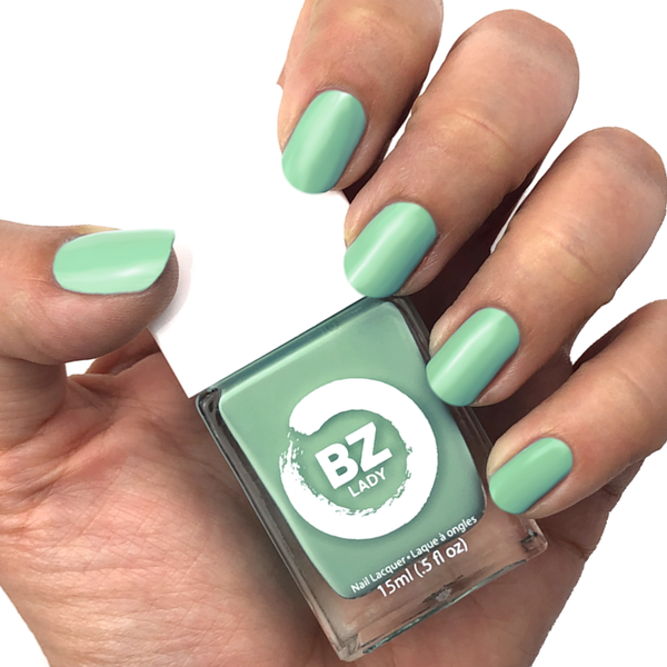 Vernis à ongles végan non-toxique vert menthe BZ Lady Palm Springs