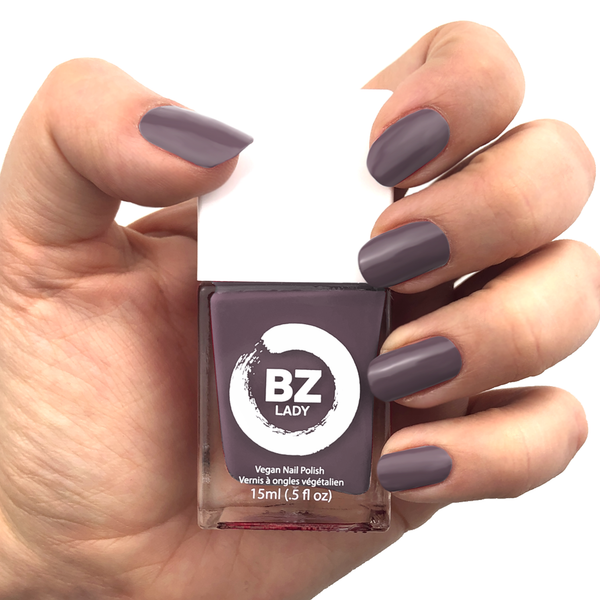 Vernis à ongles végan non-toxique violet BZ Lady Milano