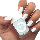 Vernis à ongles végan non-toxique bleu pastel BZ Lady Chenonceaux