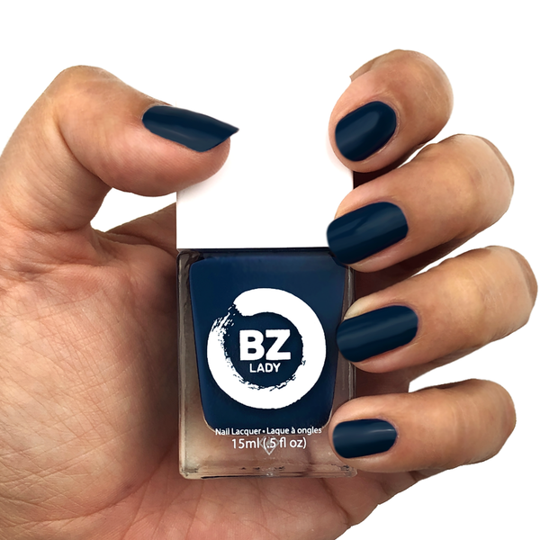 Vernis à ongles végan non-toxique bleu foncé BZ Lady Melbourne
